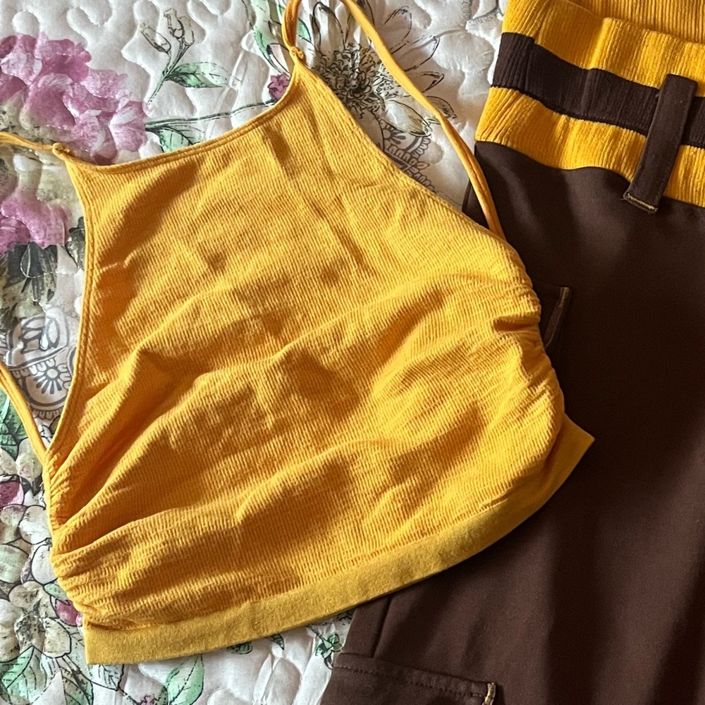 Out from Under Golden yellow Textured crop Tank Size XS